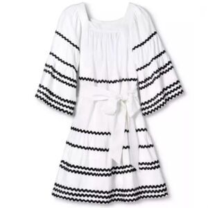 Lisa Marie Fernandez for Target flare bell sleeve dress
White w/black appliqué S